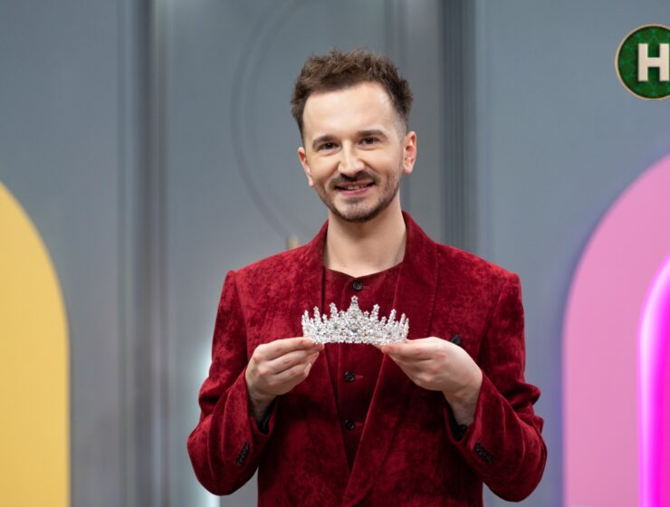 Ведучим нового реаліті став блогер Андрій Черепущак. Прем’єру проекту Новий канал покаже навесні 2025-го