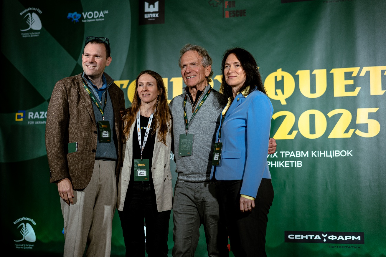 21-22 листопада, у столиці відбувся Tourniquet Forum 2025 — міжнародний форум, присвячений бойовим травмам кінцівок, турнікетному синдрому, сучасним методам порятунку життя та розвитку військової медицини. Захід організували Благодійний фонд «Разом для України» спільно з 3-м Армійським Корпусом.