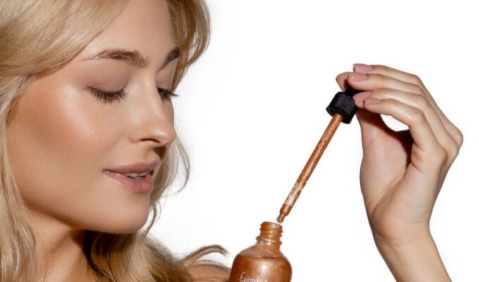 Анастасія Цимбалару та PTASHKIN SAD: українська акторка в колаборації з косметичним брендом запустила свою лінійку косметики