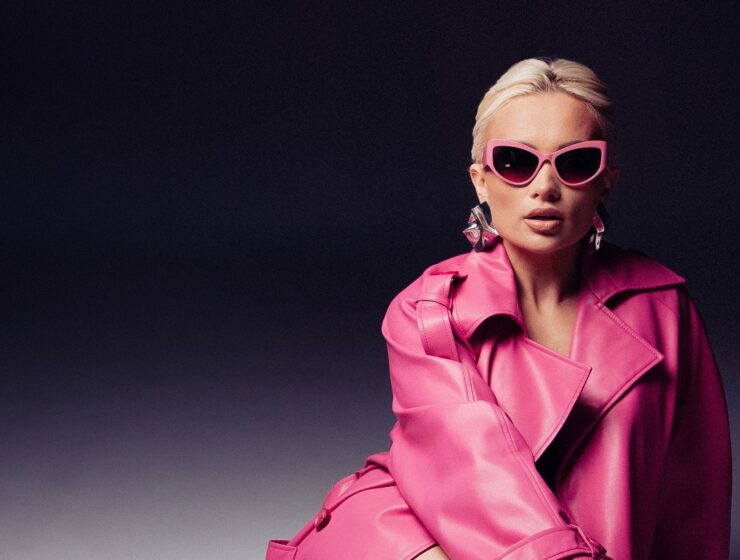 В ексклюзивному інтерв’ю співачка ANGELA відверто розповіла про скандал, який останнім часом активно обговорюється в шоу-бізнесі. Вона зізналася, що її дії деякі колеги сприйняли як «перехід дороги», проте імен називати не хоче.