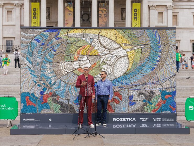 Компанія Black Smm Agency співпрацює з Usyk Foundation понад три роки, разом вони створили вже більше п'яти спільних спецпроєктів. А цьогоріч реалізували низку подій, на меті яких збір коштів на будівництво будинків для 64 родин переселенців у Карпатах.